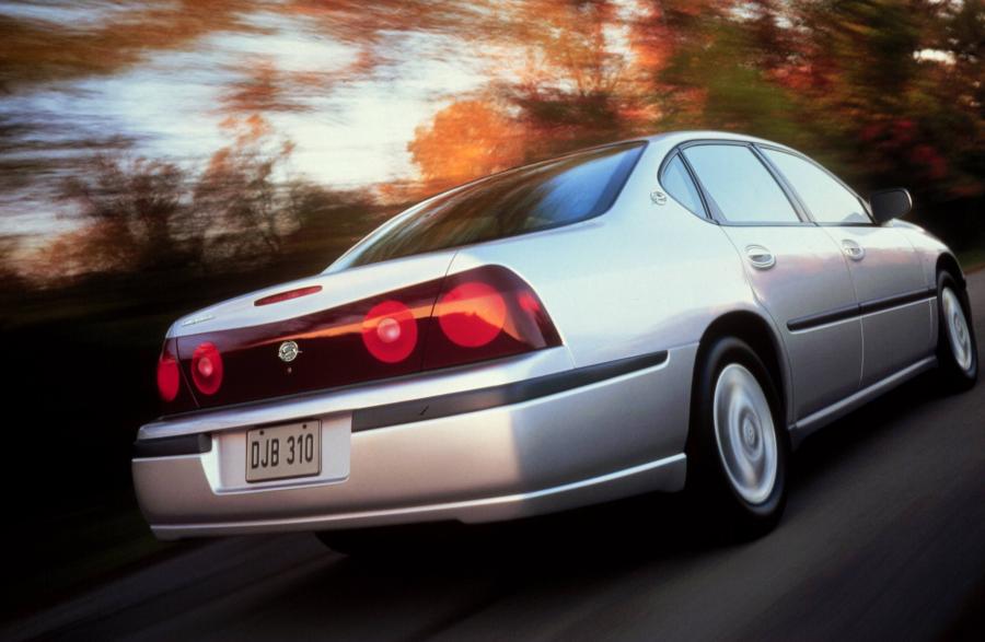  Chevrolet Impala 2000 года  (фото 29 из 51)